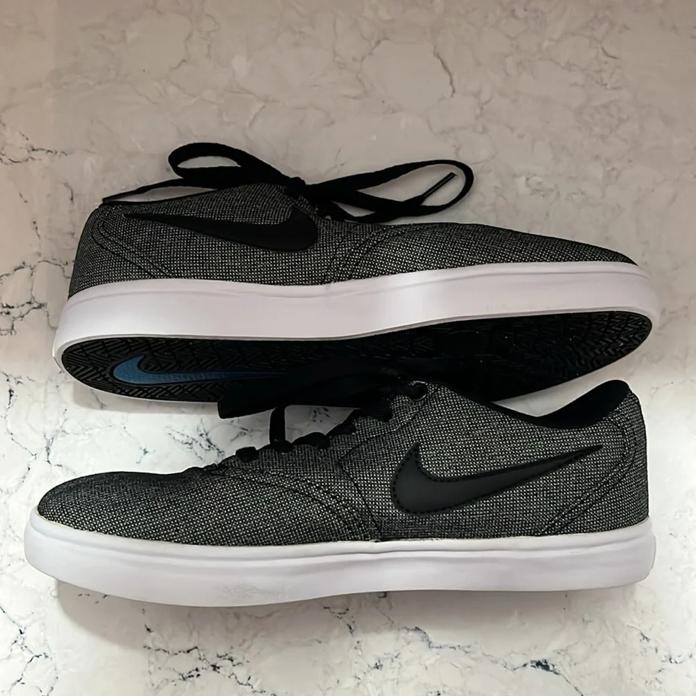 Nike SB canvas lace-ups - Picture 6 of 8